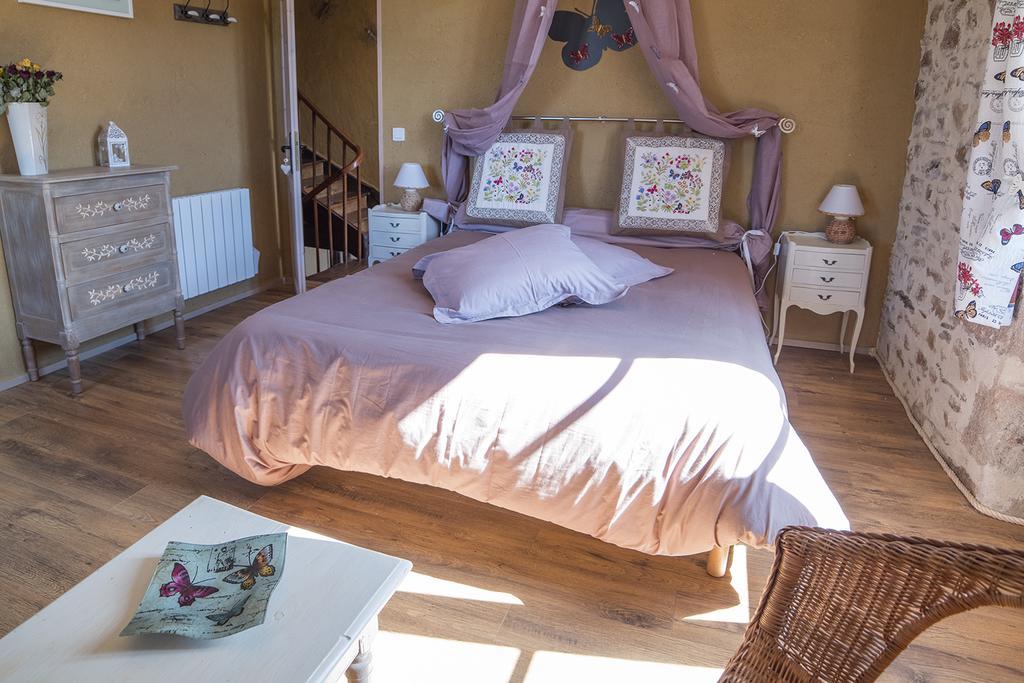 Ecuries De Saint Maurice- Maison D'Hotes De Gondou Lacapelle-Marival Eksteriør billede